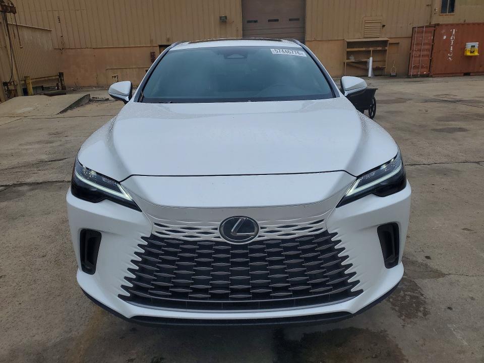 2025 Lexus Rx VIN 2T2BBMCA2SC101737 COPART salvage auction — REAR END, Sc - Cert Of Title-Salvage, sold $28,500 on 2026-08-21 (photo 5)
