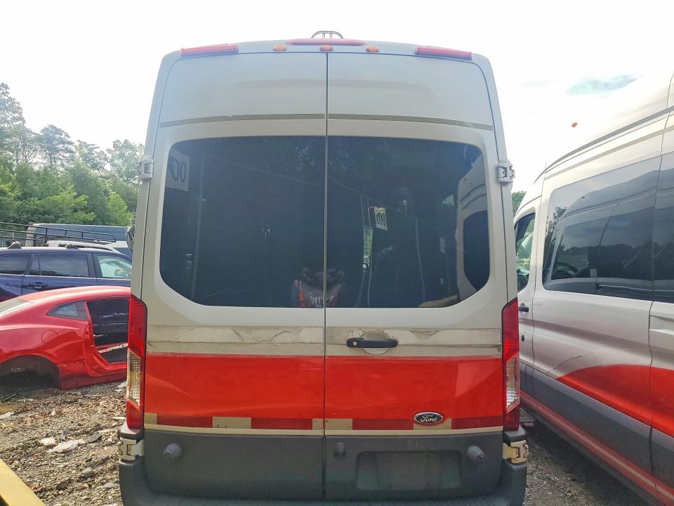 2017 Ford Transit VIN 1FTBW2XM3HKA09190 COPART salvage auction — MECHANICAL, DC - CERTIFICATE OF TITLE, sold $8,100 on 2026-09-01 (photo 6)