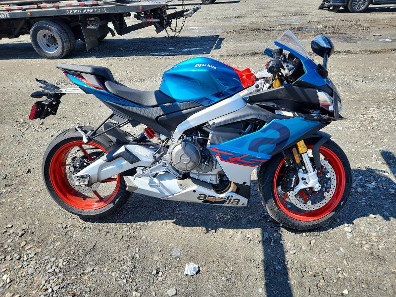 2026 Aprilia VIN ZD4XGUA03TS000040 COPART salvage auction — FRONT END, Co - Public - Salvage Title, sold $2,700 on 2026-07-30 (photo 1)
