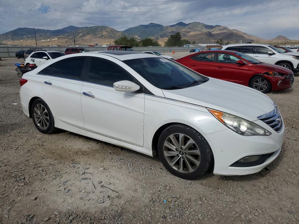 2014 Hyundai Sonata VIN 5NPEC4AC6EH816332 COPART salvage auction — MINOR DENT/SCRATCHES, Ut - Salvage Certificate, sold $675 on 2026-07-10 (photo 4)