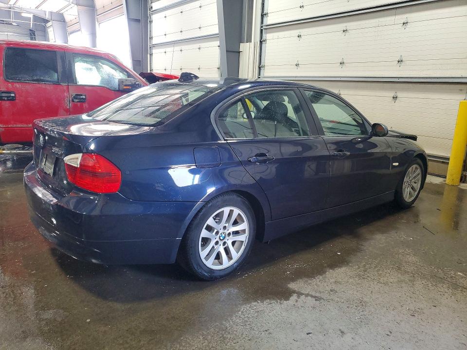 2006 BMW 3er VIN WBAVB17576NH93056 COPART salvage auction — FRONT END, Mn - Cert Of Title-Prior Salvage, sold $1,200 on 2026-08-04 (photo 3)