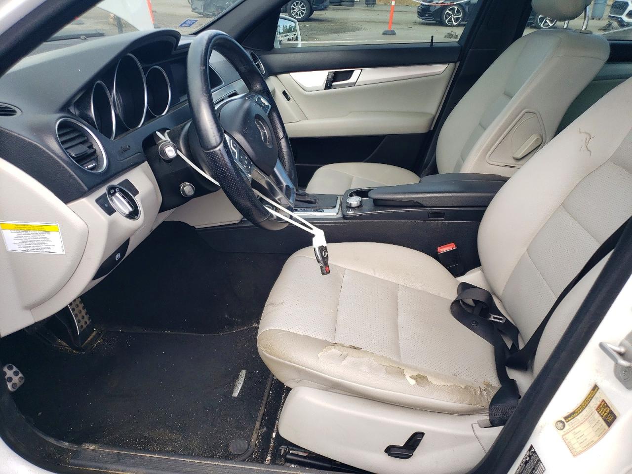 2014 Mercedes-Benz C-Class VIN WDDGF4HBXER305170 COPART salvage auction — Front End, NY - CERTIFICATE OF TITLE, sold $475 on 2026-06-30 (photo 7)
