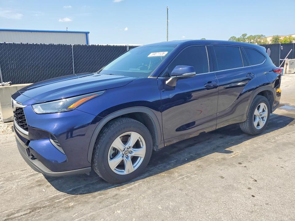2022 Toyota Highlander VIN 5TDCZRAH7NS546164 COPART salvage auction — MINOR DENT/SCRATCHES, Fl - Certificate Of Title, sold $18,300 on 2026-07-28 (photo 1)