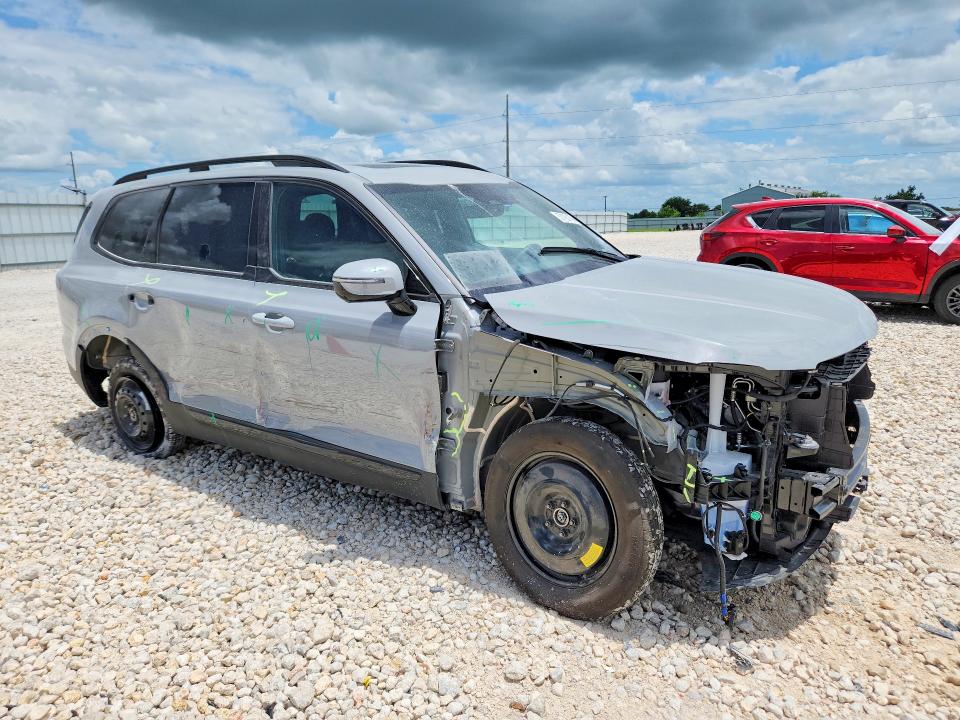 2025 Kia Telluride VIN 5XYP5DGC1SG671469 COPART salvage auction — FRONT END, Tx - Salvage Vehicle Title, sold $70 on 2026-07-30 (photo 4)