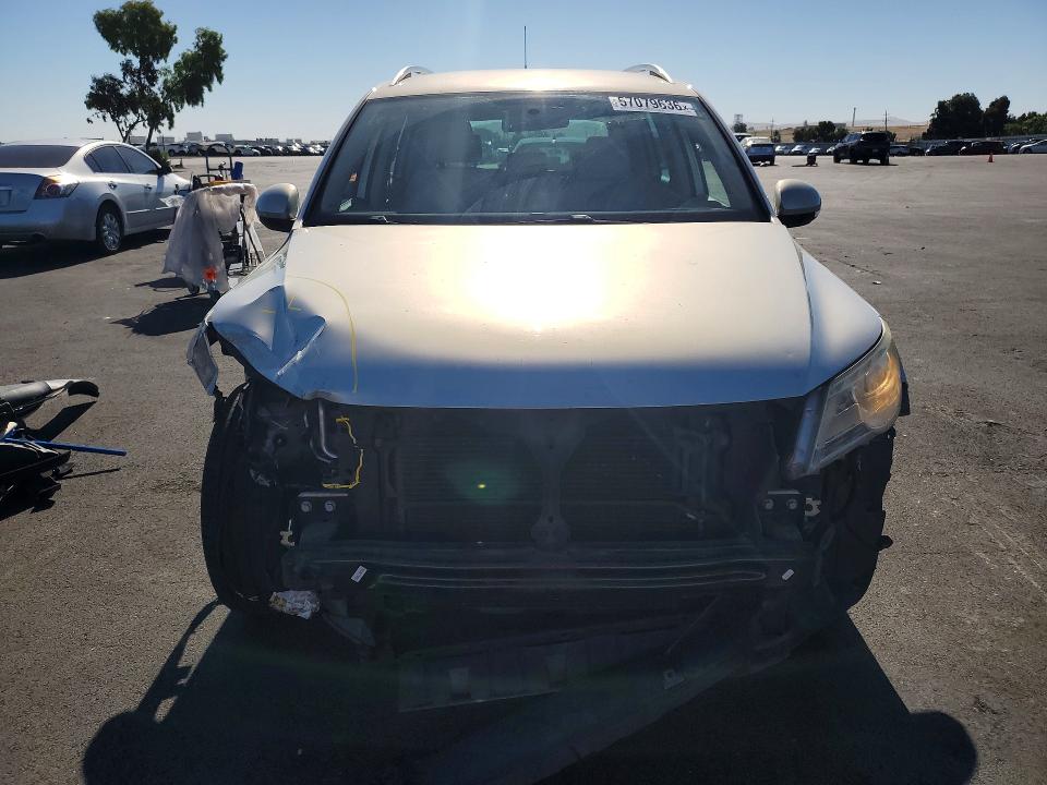 2011 Volkswagen Tiguan VIN WVGAV7AX7BW502929 COPART salvage auction — FRONT END, Ca - Salvage Certificate, sold $1,150 on 2026-08-03 (photo 5)