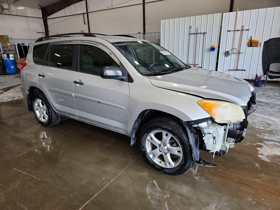 2009 Toyota Rav 4 VIN JTMBF33V09D013627 COPART salvage auction — FRONT END, Il - Salvage Certificate, sold $2,750 on 2026-07-20 (photo 4)