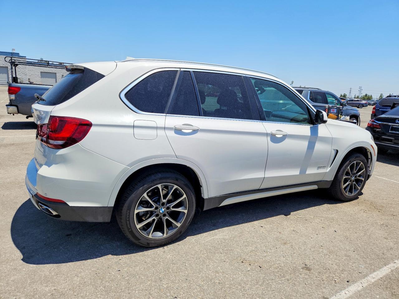 2018 BMW X5 VIN 5UXKR2C5XJ0X10069 COPART salvage auction — Normal Wear, CA - DIS/DLR/EXP ONLY CLEAN TITLE, sold $3,100 on 2026-07-03 (photo 3)