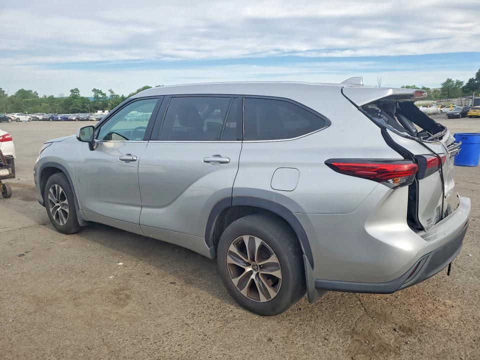 2021 Toyota Highlander VIN 5TDGZRBH8MS539433 COPART salvage auction — REAR END, Pa - Certificate Of Salvage, sold $13,100 on 2026-07-10 (photo 2)