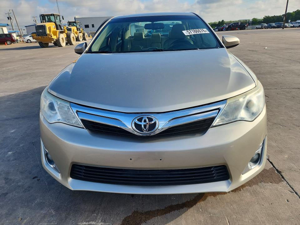 2013 Toyota Camry VIN 4T1BK1FK2DU528330 COPART salvage auction — SIDE, Tx - Salvage Vehicle Title, sold $3,500 on 2026-07-02 (photo 5)