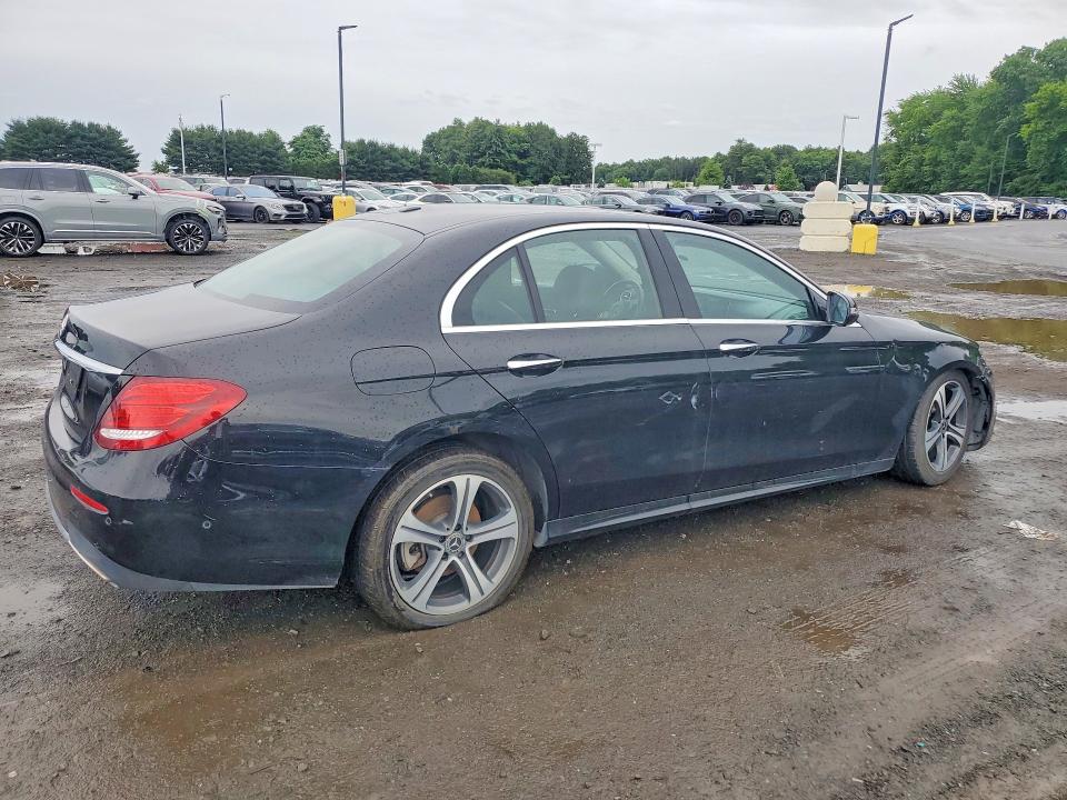 2018 Mercedes-benz E-klasse VIN WDDZF4JB5JA382640 COPART salvage auction — UNDERCARRIAGE, Tx - Certificate Of Title (P), sold $9,100 on 2026-07-23 (photo 3)