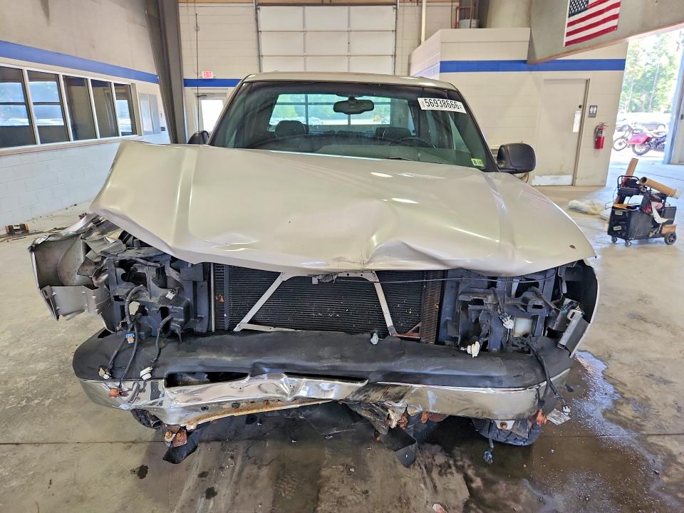 2005 Chevrolet Silverado VIN 2GCEK13T351123380 COPART salvage auction — FRONT END, VA - CERT OF TITLE - SALVAGE, sold $875 on 2026-07-02 (photo 5)