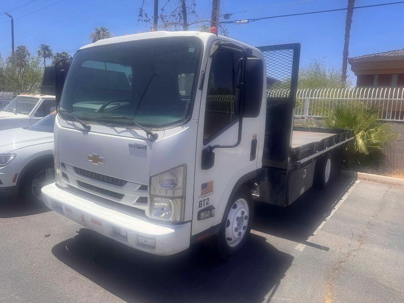 2016 Chevrolet 4500 VIN 54DCDW1B6GS813163 COPART salvage auction — MINOR DENT/SCRATCHES, Nv - Certificate Of Title (P), sold $7,000 on 2026-07-29 (photo 2)