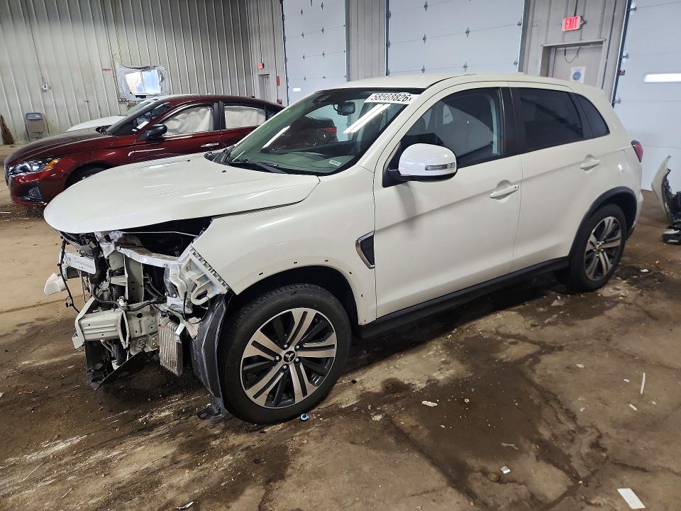 2021 Mitsubishi Outlander VIN JA4APVAU1MU013475 COPART salvage auction — FRONT END, WI - JUNKED VEHICLE BILL OF SALE, sold $2,750 on 2026-07-06 (photo 1)