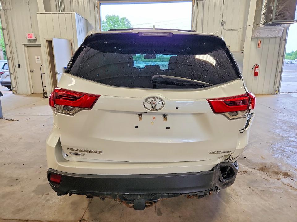 2019 Toyota VIN 5TDJZRFH2KS572263 COPART salvage auction — REAR END, Mn - Cert Of Title-Salvage, sold $300 on 2026-07-21 (photo 6)