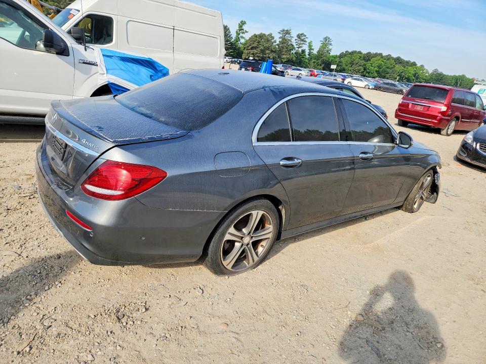 2017 Mercedes-benz E-klasse VIN WDDZF4KB7HA076113 COPART salvage auction — FRONT END, Va - Certificate Of Title (P), sold $7,500 on 2026-07-28 (photo 3)
