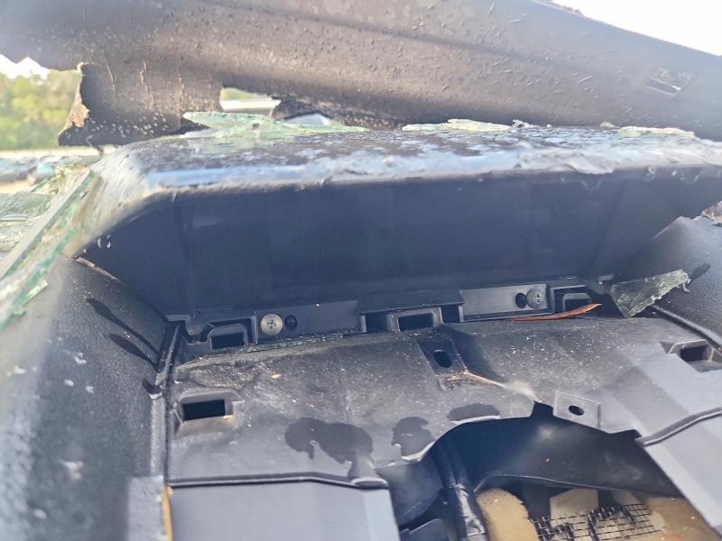 2018 Subaru Crosstrek VIN JF2GTALC3JH310097 COPART salvage auction — BURN, Fl - Cert Of Title Slvg Rebuildable, sold $375 on 2026-07-14 (photo 9)