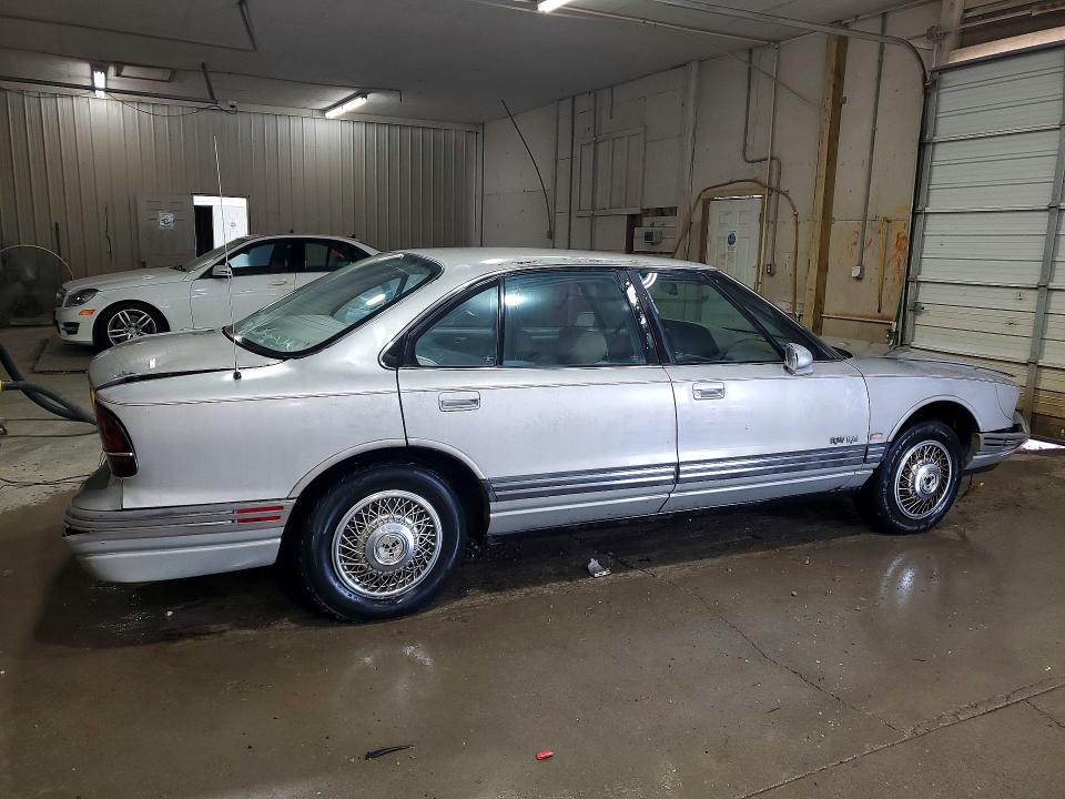 1992 Oldsmobile .88 VIN 1G3HN53L9NH378186 COPART salvage auction — FRONT END, Tn - Salvage Certificate, sold $425 on 2026-07-30 (photo 3)