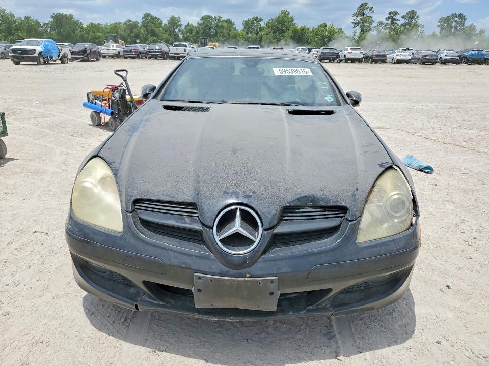 2007 Mercedes-benz Slk-class VIN WDBWK54F87F145051 COPART salvage auction — MINOR DENT/SCRATCHES, Tx - Certificate Of Title, sold $1,175 on 2026-07-11 (photo 5)