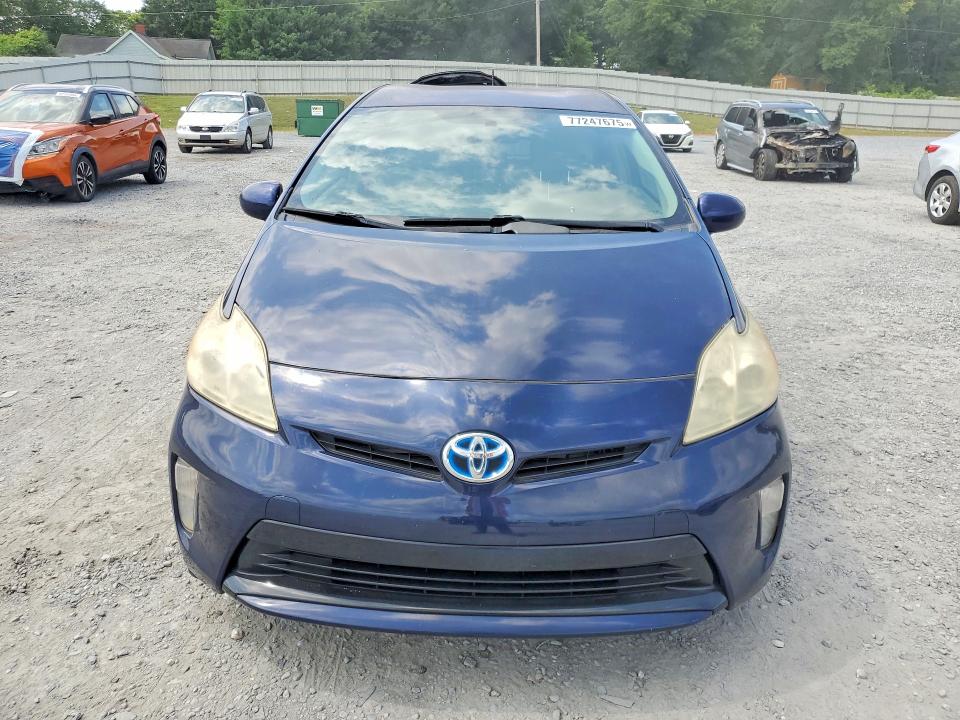 2013 Toyota Prius VIN JTDKN3DU0D1729494 COPART salvage auction — MINOR DENT/SCRATCHES, Sc - Dealer Only Clean Title, sold $1,300 on 2026-07-29 (photo 5)