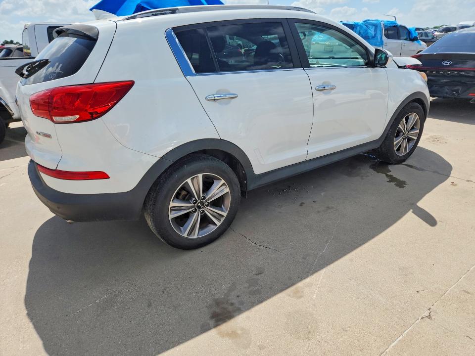 2014 Kia Sportage VIN KNDPC3A66E7604340 COPART salvage auction — NORMAL WEAR, Tx - Certificate Of Title, sold $2,400 on 2026-07-02 (photo 3)