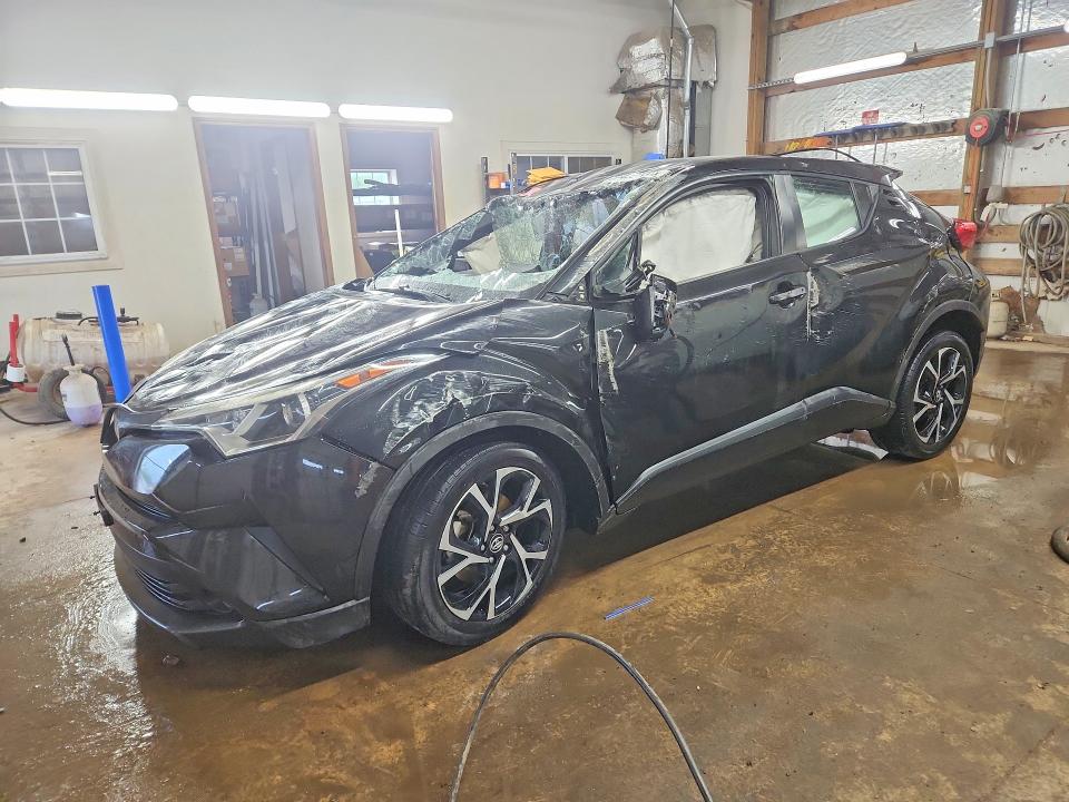2018 Toyota C-hr VIN NMTKHMBX5JR018137 COPART salvage auction — ROLLOVER, Il - Salvage Certificate, sold $3,200 on 2026-07-20 (photo 1)