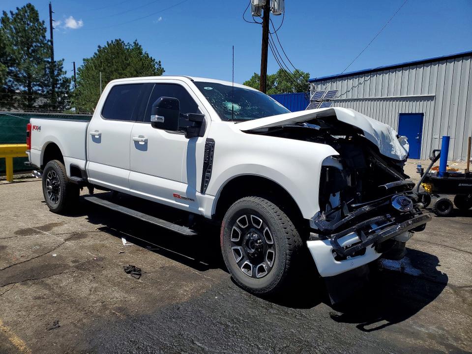 2025 Ford F350 VIN 1FT8W3BM4SEC28883 COPART salvage auction — FRONT END, Co - Public - Salvage Title, sold $42,000 on 2026-07-28 (photo 4)