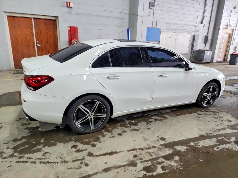 2019 Mercedes-benz VIN WDD3G4FB0KW000658 COPART salvage auction — FRONT END, Fl - Certificate Of Title, sold $6,500 on 2026-07-29 (photo 3)