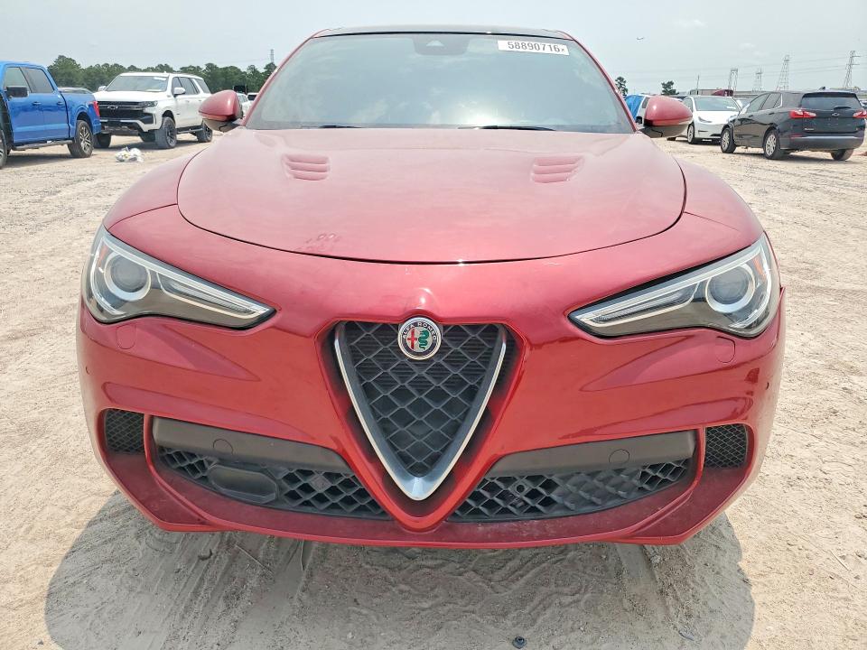 2018 Alfa romeo VIN ZASFAKEV4J7C11211 COPART salvage auction — MECHANICAL, Tx - Certificate Of Title (P), sold $11,300 on 2026-07-02 (photo 5)
