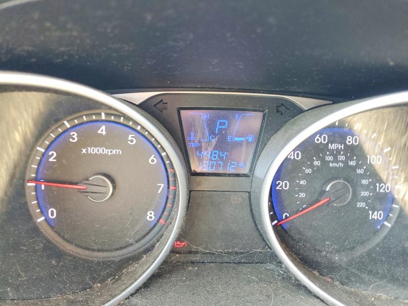 2013 Hyundai Tucson VIN KM8JU3AC6DU702451 COPART salvage auction — MINOR DENT/SCRATCHES, Mi - Dealer Only Clean Title (P), sold $1,350 on 2026-07-15 (photo 9)