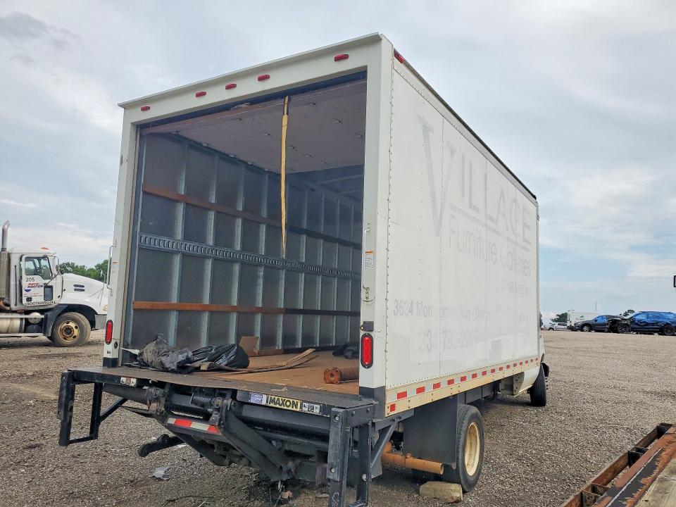 2019 Ford E-350 VIN 1FDWE3FS8KDC32925 COPART salvage auction — FRONT END, Al - Cert Of Title-Salvage Title, sold $2,650 on 2026-07-30 (photo 3)