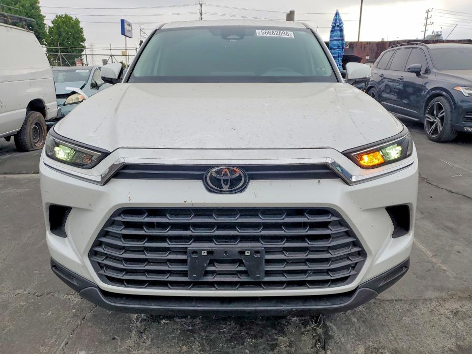 2025 Toyota Highlander VIN 5TDAAAA59SS034665 COPART salvage auction — REAR END, Ca - Salvage Certificate, sold $15,200 on 2026-07-24 (photo 5)