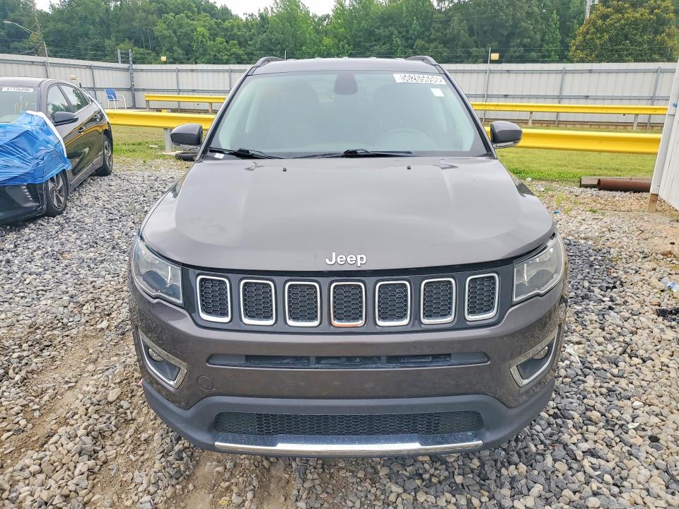 2020 Jeep Compass VIN 3C4NJDCBXLT127224 COPART salvage auction — NORMAL WEAR, TN - CERTIFICATE OF TITLE, sold $2,050 on 2026-07-09 (photo 5)