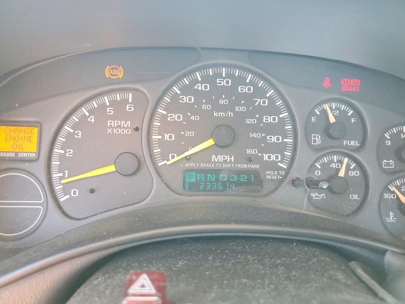 2000 Gmc SIERRA VIN 1GTEC14VXYZ132232 COPART salvage auction — FRONT END, Co - Public - Salvage Title, sold $325 on 2026-07-28 (photo 9)