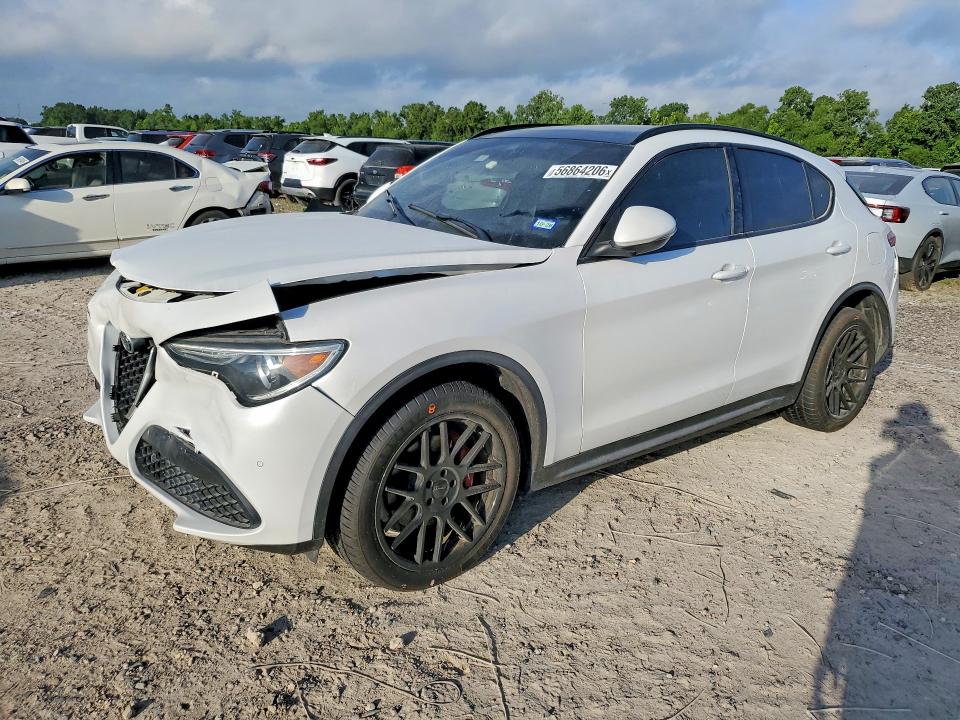 2018 Alfa romeo Stelvio VIN ZASFAKNN7J7B85784 COPART salvage auction — FRONT END, Tx - Salvage Vehicle Title, sold $1,200 on 2026-07-17 (photo 1)