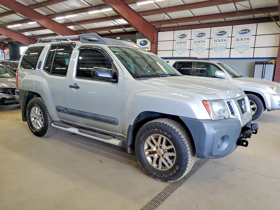 2014 Nissan Xterra VIN 5N1AN0NW6EN813304 COPART salvage auction — MINOR DENT/SCRATCHES, Ct - Certificate Of Title, sold $3,850 on 2026-07-03 (photo 4)