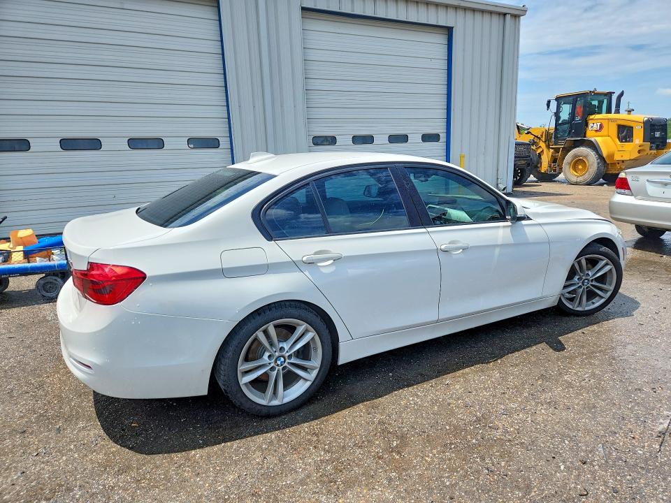 2017 BMW 3er VIN WBA8E1G57HNU15355 COPART salvage auction — FRONT END, Al - Cert Of Title-Salvage Title, sold $2,650 on 2026-07-09 (photo 3)