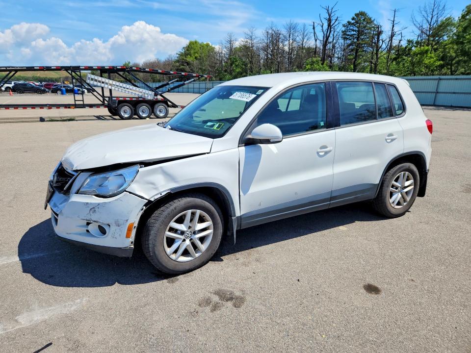 2011 Volkswagen Tiguan VIN WVGBV7AX2BW524096 COPART salvage auction — FRONT END, Ny - Mv-907A Salvage Certificate, sold $500 on 2026-07-15 (photo 1)
