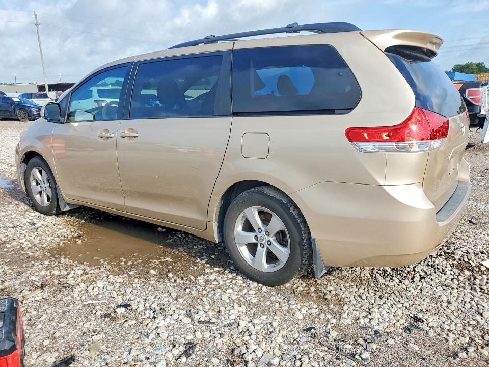 2011 Toyota Sienna VIN 5TDKK3DC4BS005968 COPART salvage auction — SIDE, Tx - Salvage Vehicle Title, sold $2,000 on 2026-07-13 (photo 2)