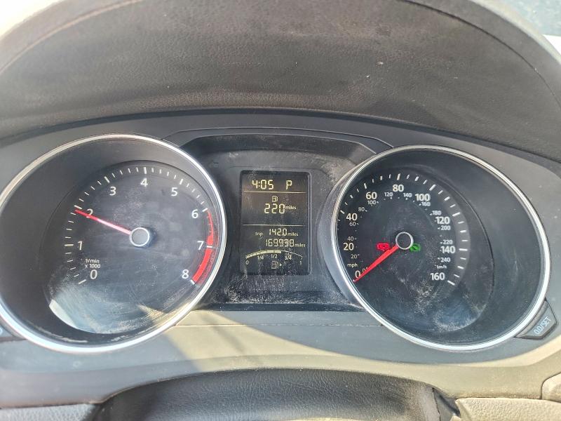 2017 Volkswagen Jetta VIN 3VW2B7AJ8HM253074 COPART salvage auction — REAR END, Ut - Salvage Certificate, sold $550 on 2026-07-24 (photo 9)