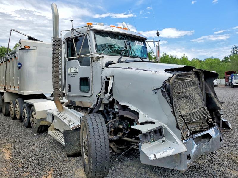 2018 Kenworth T800 VIN 1NKDLP0X6JJ180500 COPART salvage auction — FRONT END, VA - CERT OF TITLE - SALVAGE, sold $14,300 on 2026-07-16 (photo 9)