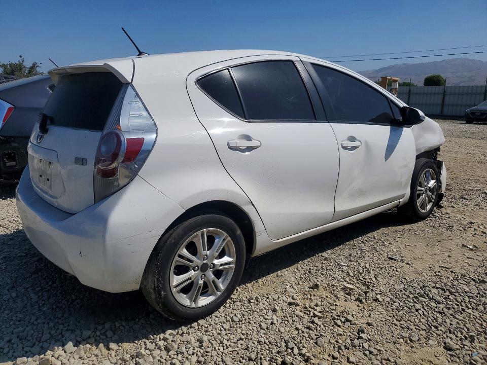 2013 Toyota Prius c VIN JTDKDTB30D1548859 COPART salvage auction — FRONT END, Ca - Salvage Certificate, sold $975 on 2026-07-07 (photo 3)
