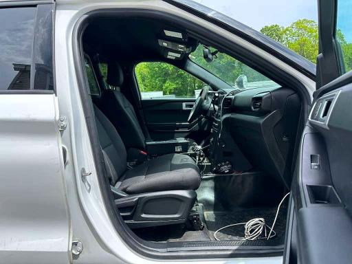 2022 Ford Explorer VIN 1FM5K8AW7NNA02285 COPART salvage auction — MINOR DENT/SCRATCHES, Md - Certificate Of Title, sold $12,900 on 2026-07-29 (photo 7)