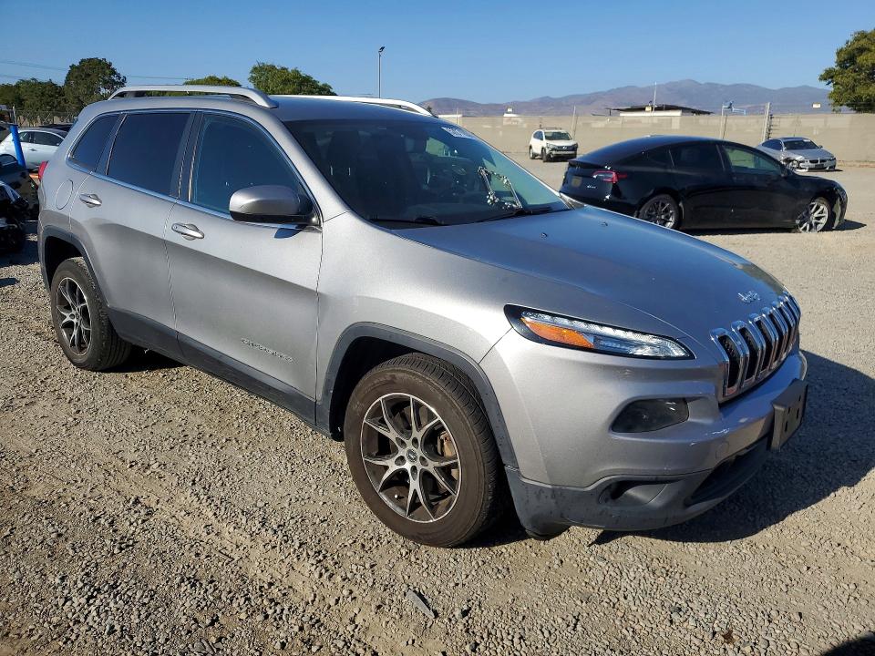 2015 Jeep Cherokee VIN 1C4PJLCS0FW616751 COPART salvage auction — MECHANICAL, Ca - Dis/Dlr/Exp Only Clean Title, sold $975 on 2026-07-10 (photo 4)