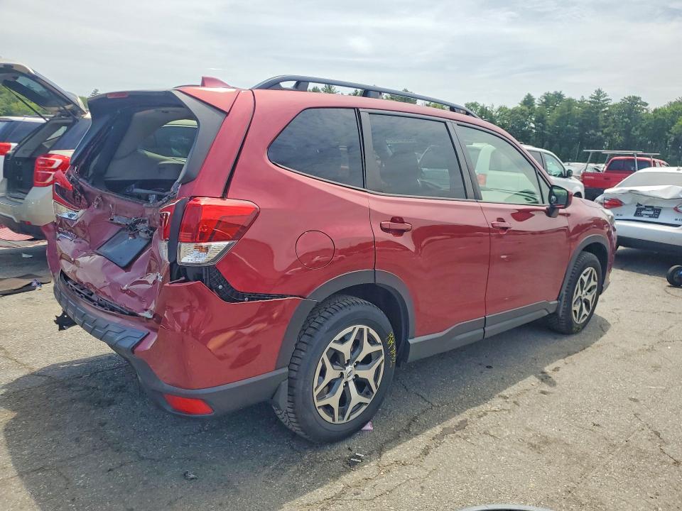 2022 Subaru Forester VIN JF2SKAEC4NH463359 COPART salvage auction — REAR END, Ri - Salvage Certificate Of Title, sold $5,700 on 2026-07-14 (photo 3)