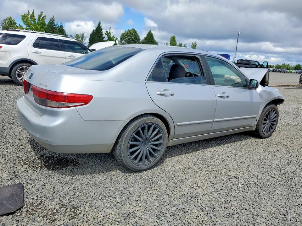 2003 Honda Accord VIN JHMCM55603C020424 COPART salvage auction — FRONT END, Or - Lien Papers Salvage, sold $200 on 2026-08-04 (photo 3)