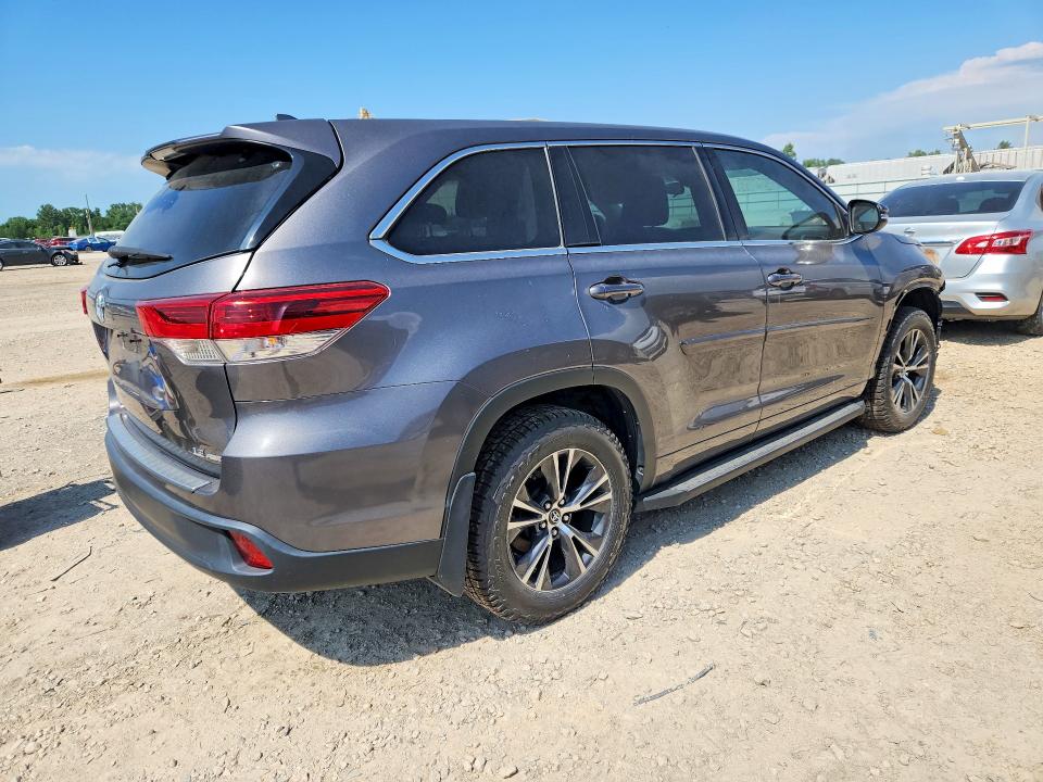 2018 Toyota Highlander VIN 5TDBZRFH5JS812280 COPART salvage auction — FRONT END, Tx - Salvage Vehicle Title, sold $10,200 on 2026-07-07 (photo 3)