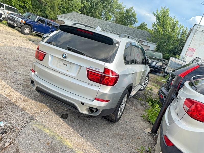 2011 BMW X5 VIN 5UXZV4C56BL408820 COPART salvage auction — FRONT END, Oh - Certificate Of Title, sold $525 on 2026-07-31 (photo 4)
