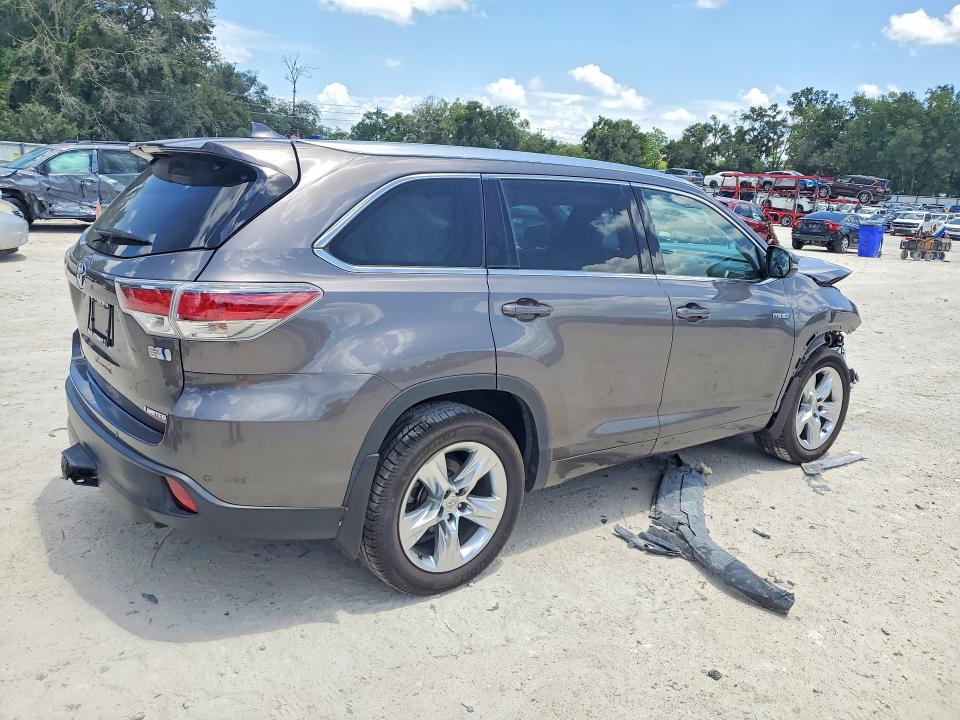 2015 Toyota VIN 5TDDCRFH8FS008489 COPART salvage auction — FRONT END, FL - CERT OF TITLE SLVG REBUILDABLE, sold $275 on 2026-07-21 (photo 3)