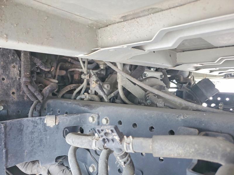 2023 Isuzu Npr VIN JALC4J164P7K03015 COPART salvage auction — SIDE, Fl - Cert Of Title Slvg Rebuildable, sold $18,000 on 2026-07-23 (photo 7)