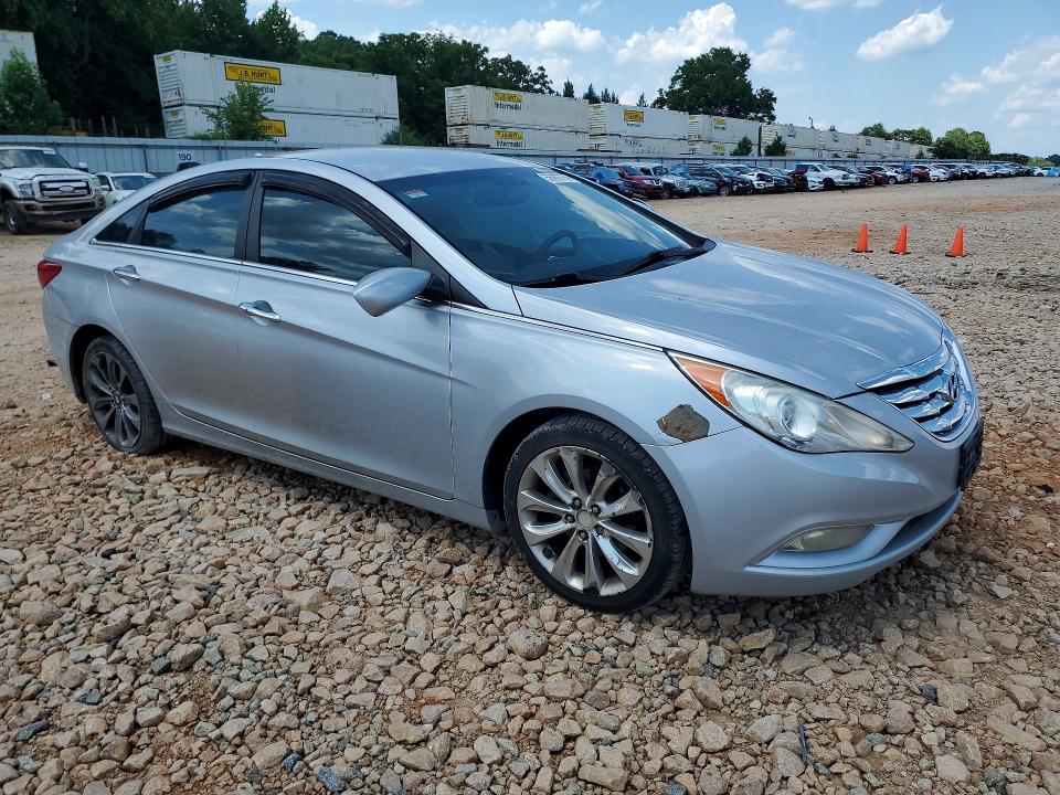 2011 Hyundai Sonata VIN 5NPEC4AC8BH253635 COPART salvage auction — SIDE, Nc - Salvage Certificate Of Title, sold $700 on 2026-07-27 (photo 4)
